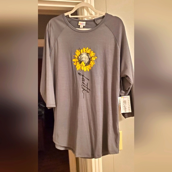 Lularoe Randy Size XL NWT - Picture 1 of 3